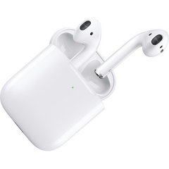 Apple AirPods 2 with wireless charging case MRXJ2